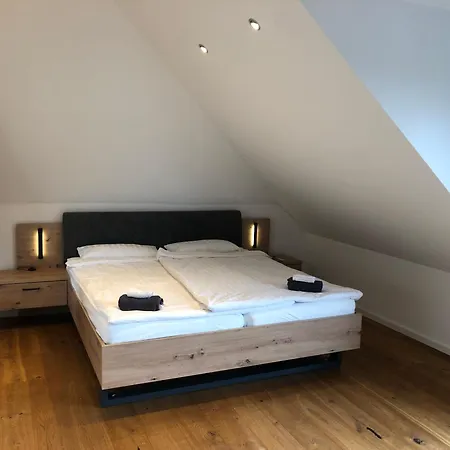 Outstanding 9 Bedroom With Pool In Willa