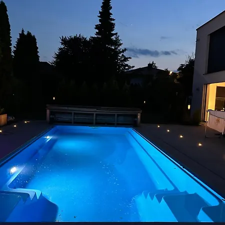 Outstanding 9 Bedroom With Pool In * ミュンヘン